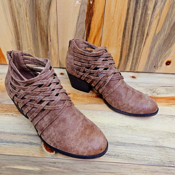 single strap birkenstocks